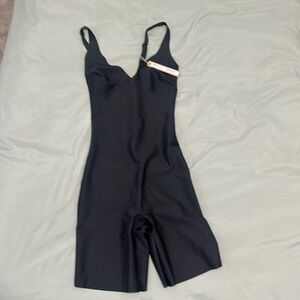 SKIMS Body Plunge Mid Thigh Body Suit